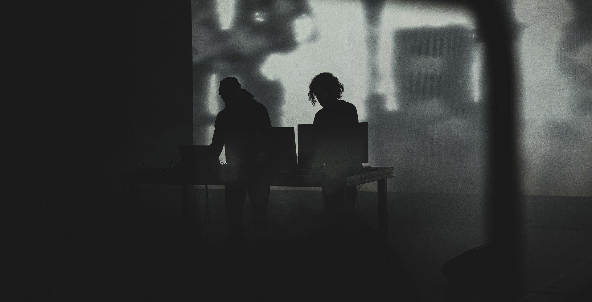 SAFNANÓTT | Sjónleikar - Unfiled og MOTET