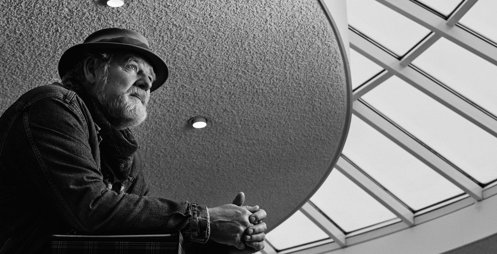 Samtal listamanns og sýningarstjóra | Finnur Arnar með verk í vinnslu