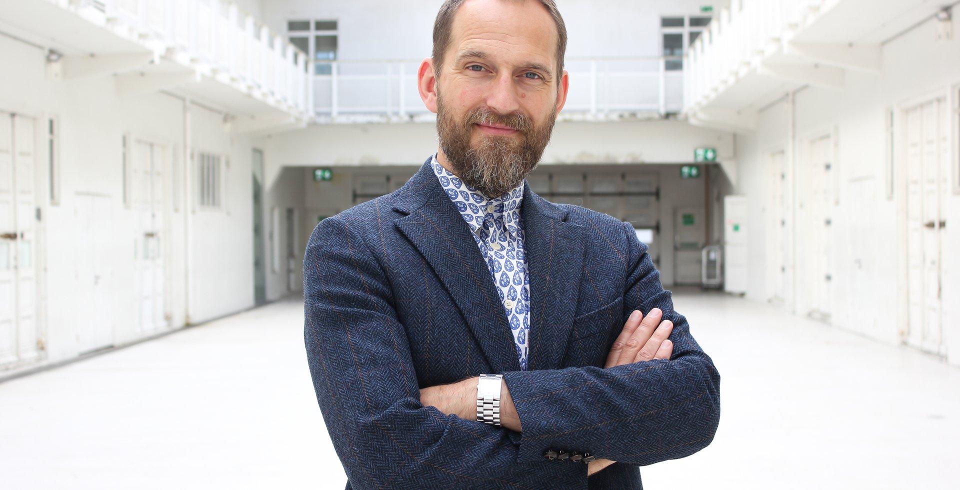 Leiðsögn safnstjóra | Erró: Remix – ásamt úrvali af Víðáttum